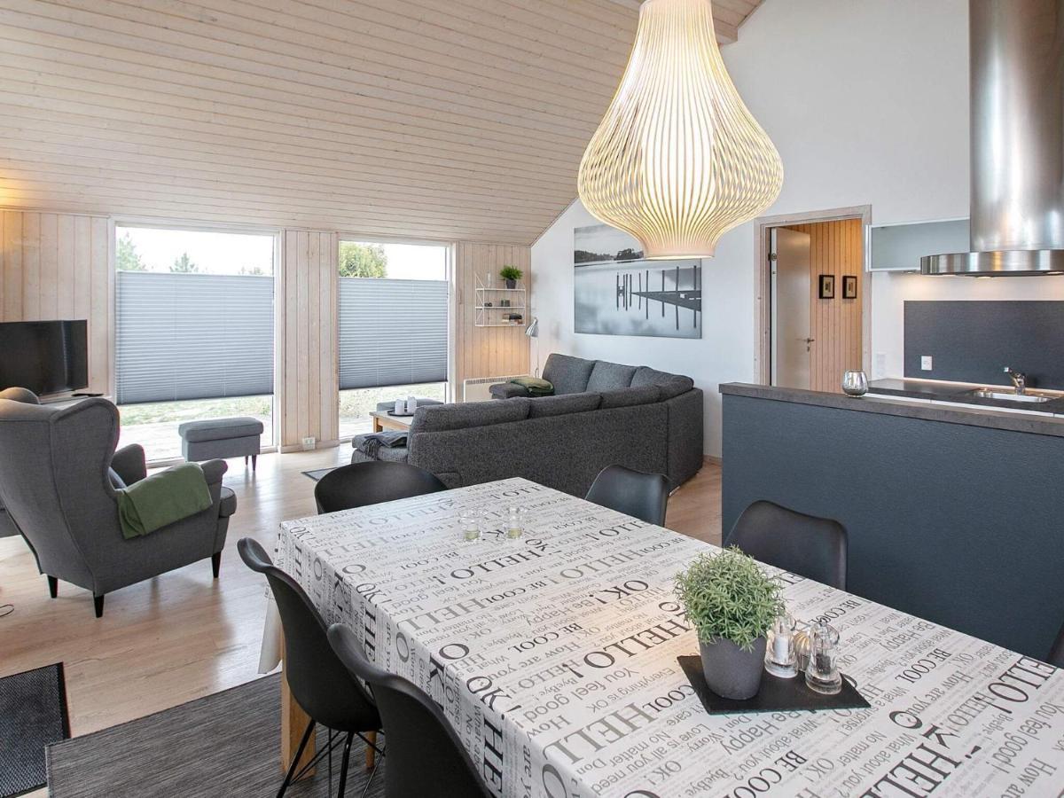 6 Person Holiday Home In V Ggerl Se Bøtø By Extérieur photo