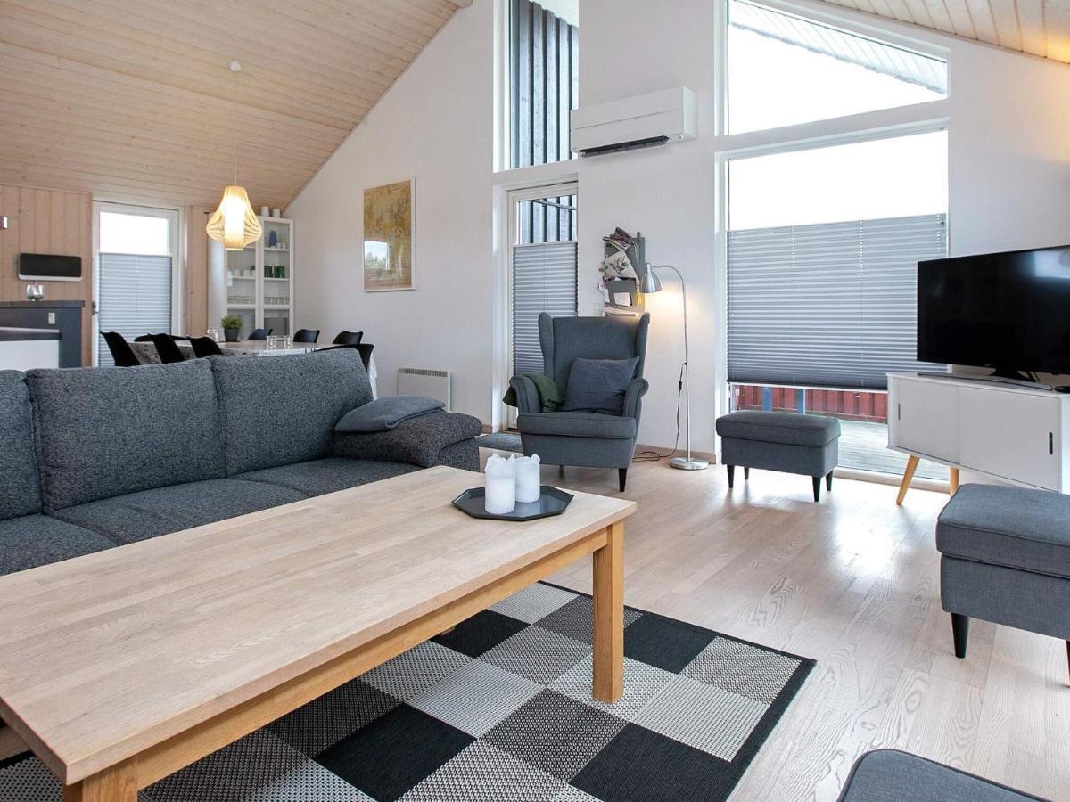 6 Person Holiday Home In V Ggerl Se Bøtø By Extérieur photo